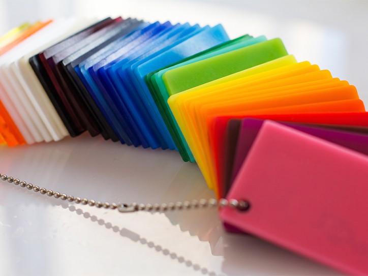 Plaque Plexiglass satinée disponible dans plusieurs couleurs